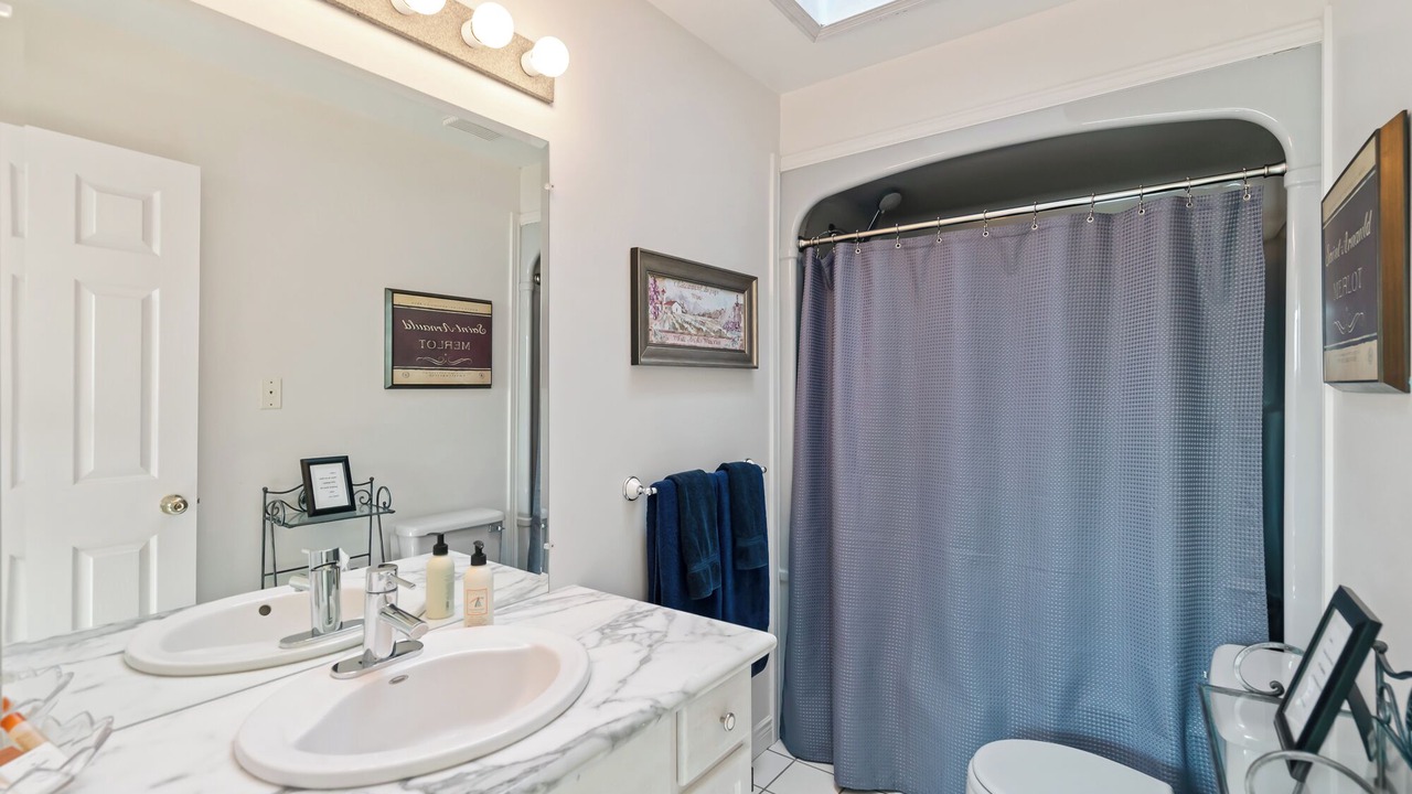Photo of Bathroom in Virgil