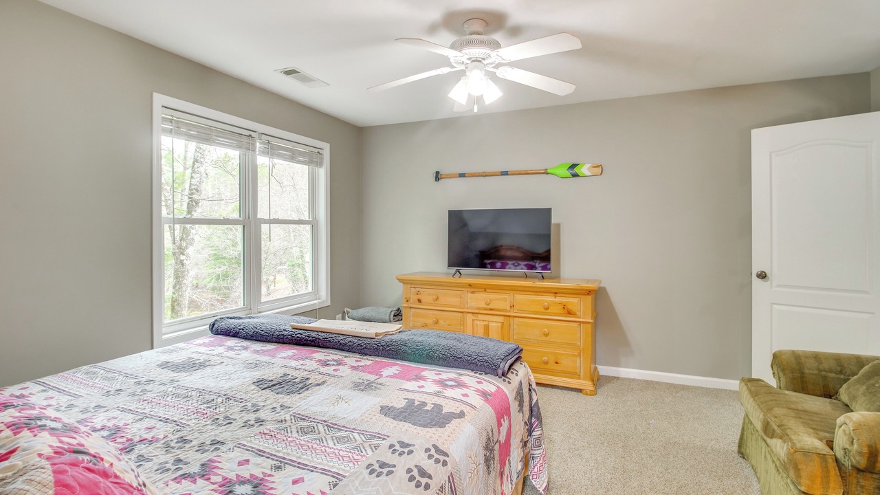 Photo of Bedroom in East Ellijay
