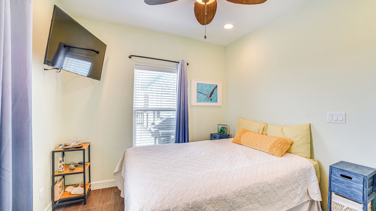 Photo of Bedroom in Port Bolivar