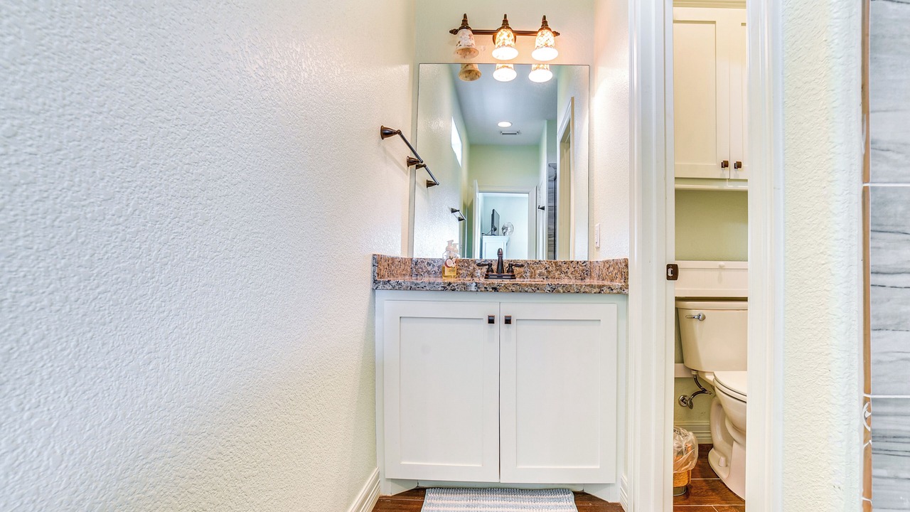 Photo of Bathroom in Port Bolivar