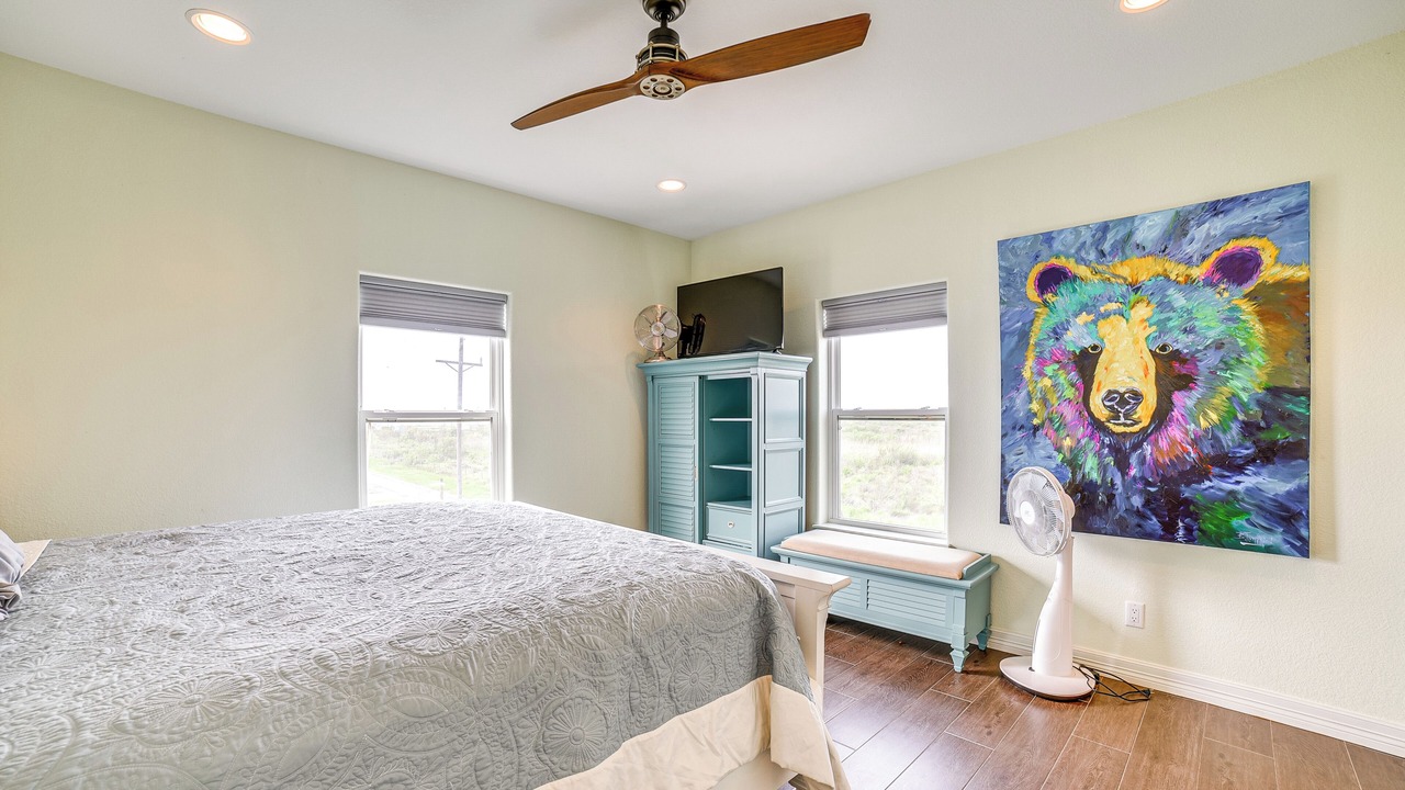 Photo of Bedroom in Port Bolivar