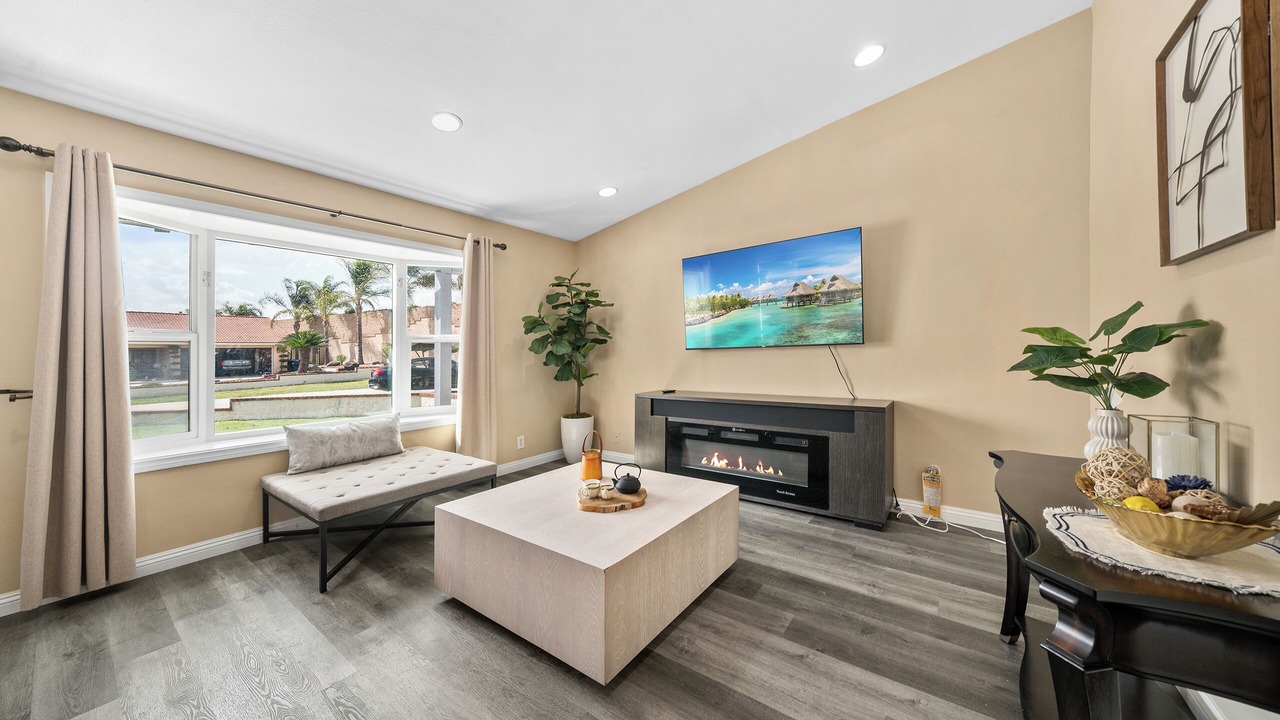 Photo of Livingroom in City of Industry