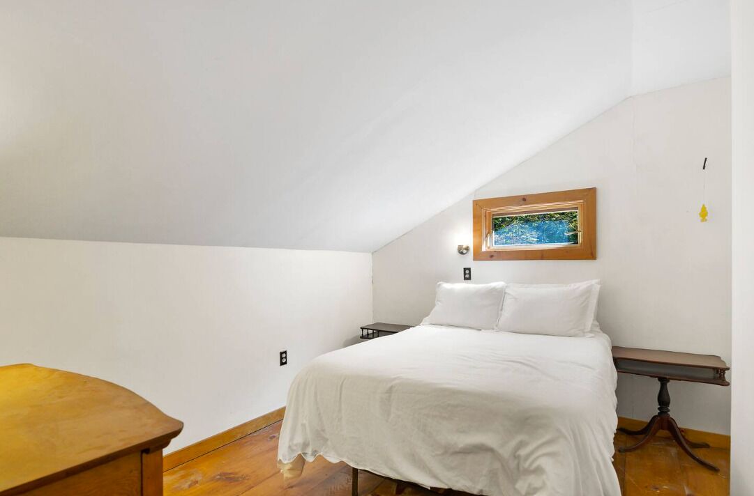 Photo of Bedroom in Mayfield