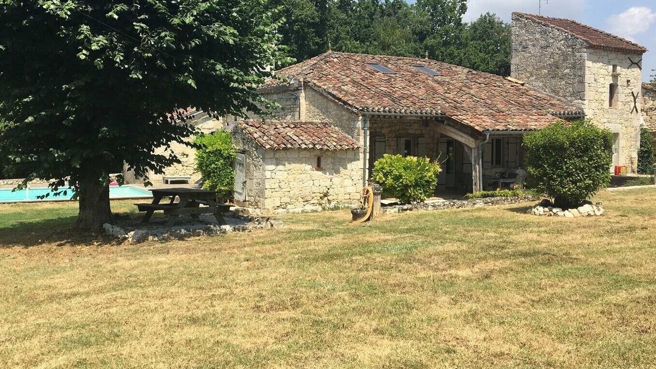 Photo of Outdoor in Saint-Caprais-de-Lerm