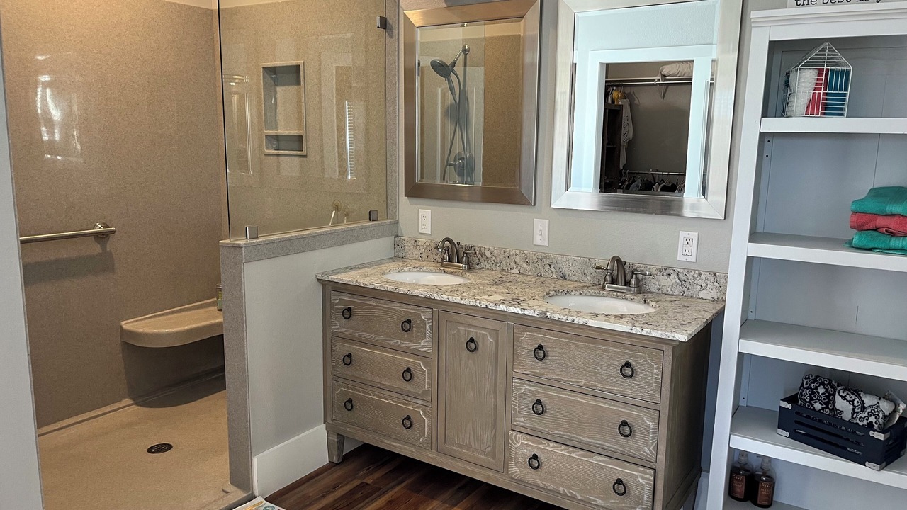 Photo of Bathroom in Cassville