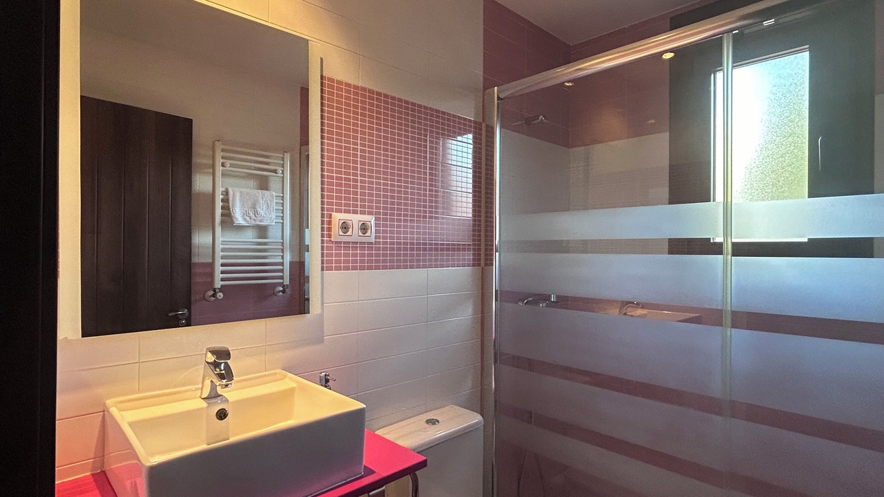 Photo of Bathroom in Fresnedillas de la Oliva