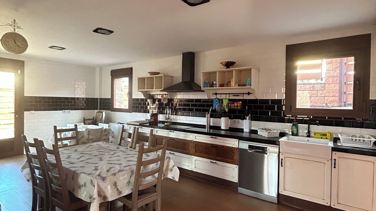 Photo of Kitchen in Fresnedillas de la Oliva