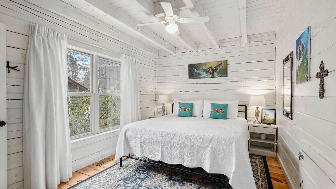 Photo of Bedroom in Murphy