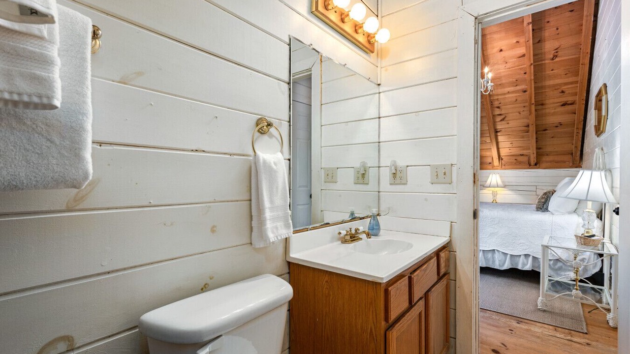 Photo of Bathroom in Murphy