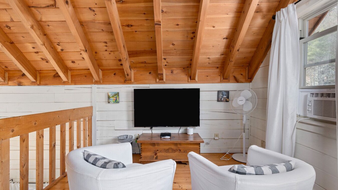 Photo of Livingroom in Murphy
