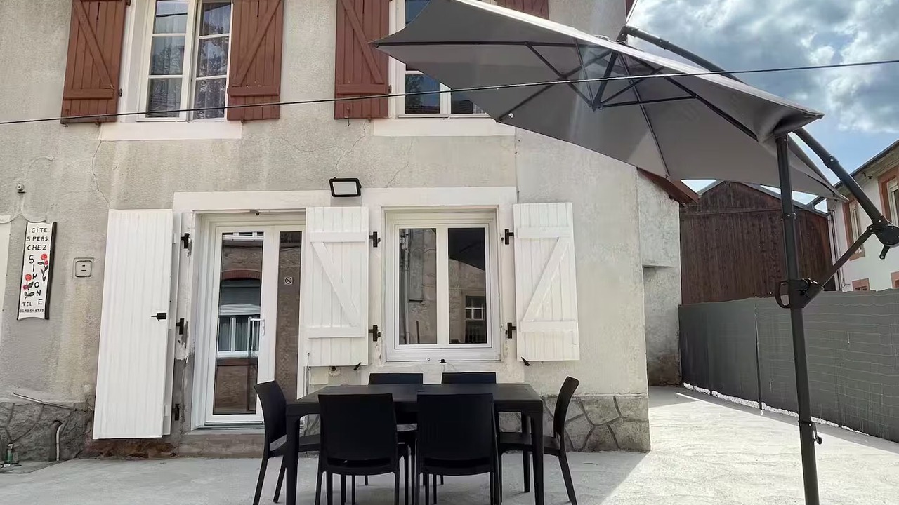 Photo of Outdoor in Celles-sur-Plaine