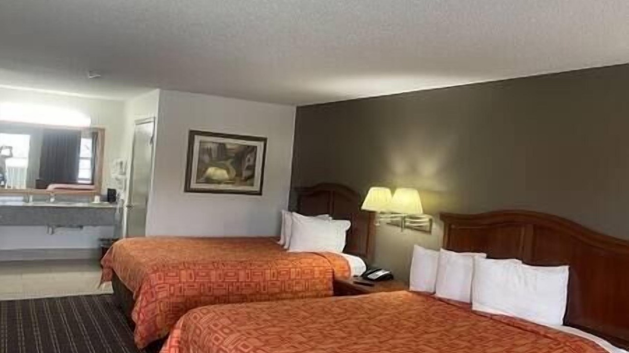 Photo of Bedroom in Hawkinsville