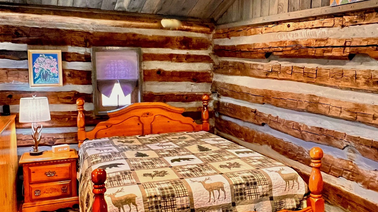 Photo of Bedroom in Stokes