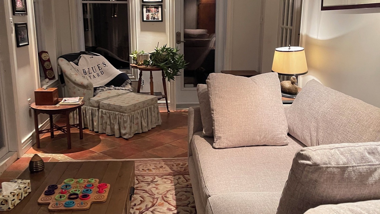 Photo of Livingroom in Bolton-Ouest