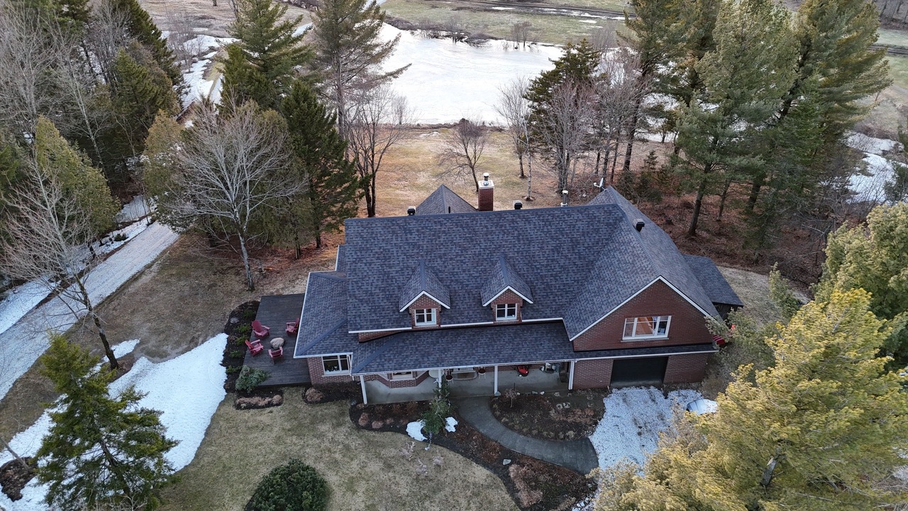 Photo of Outdoor in Bolton-Ouest