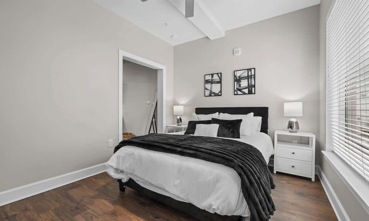 Photo of Bedroom in Eighth Avenue