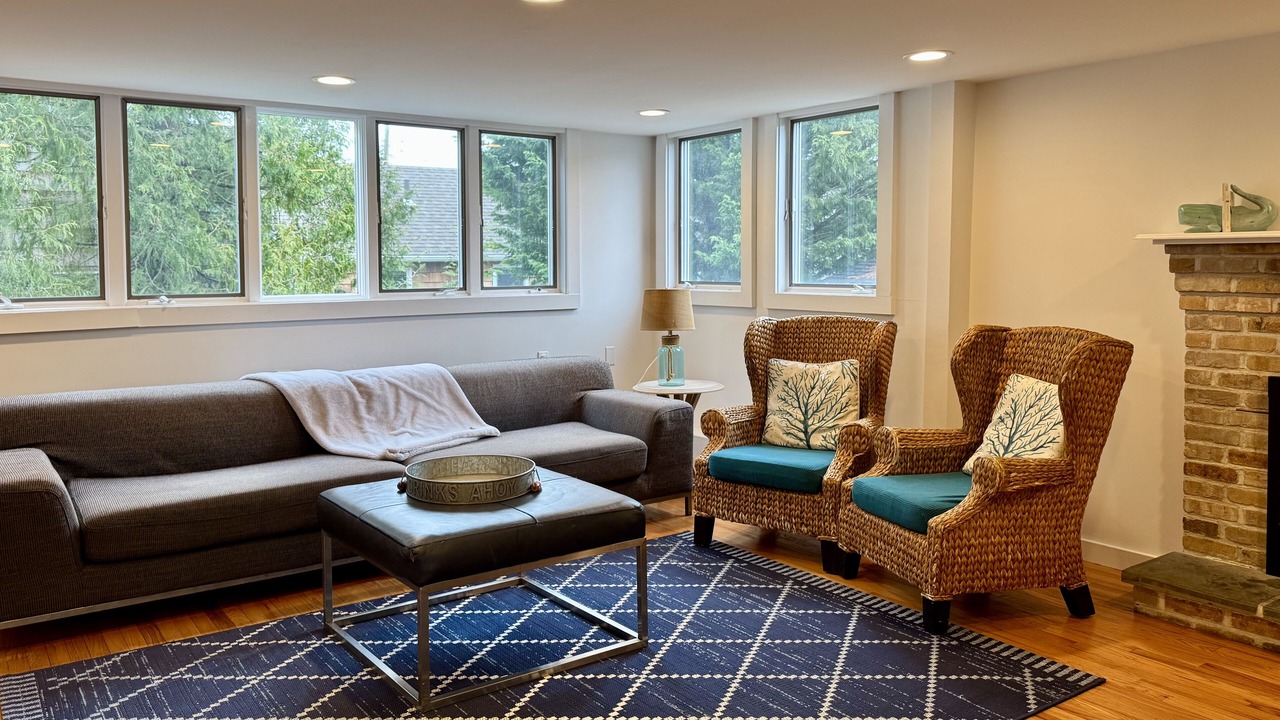 Photo of Livingroom in Groton Long Point