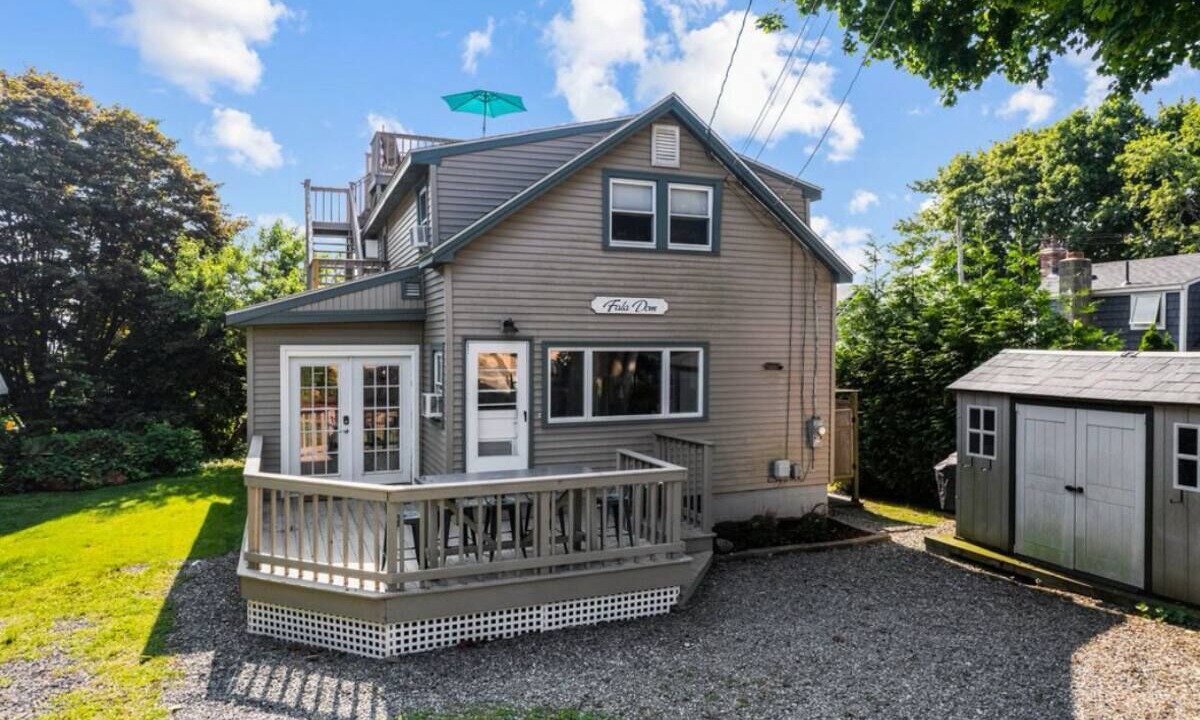 Photo of Outdoor in Groton Long Point