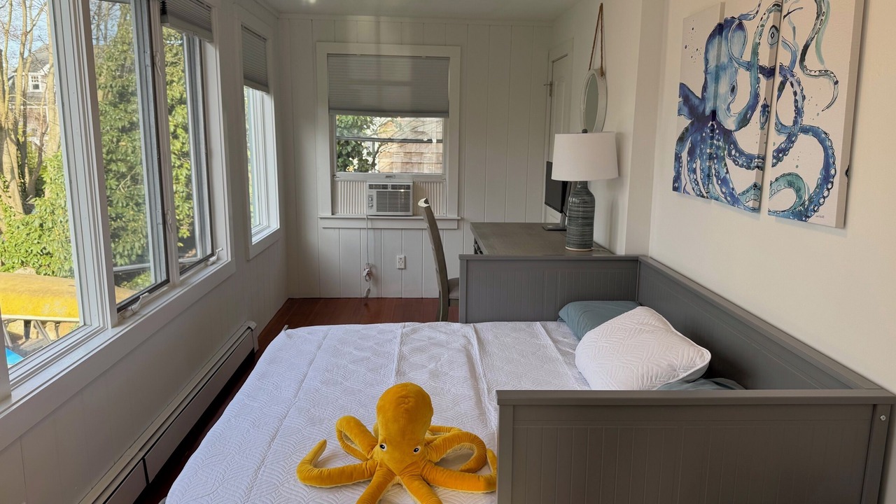 Photo of Bedroom in Groton Long Point