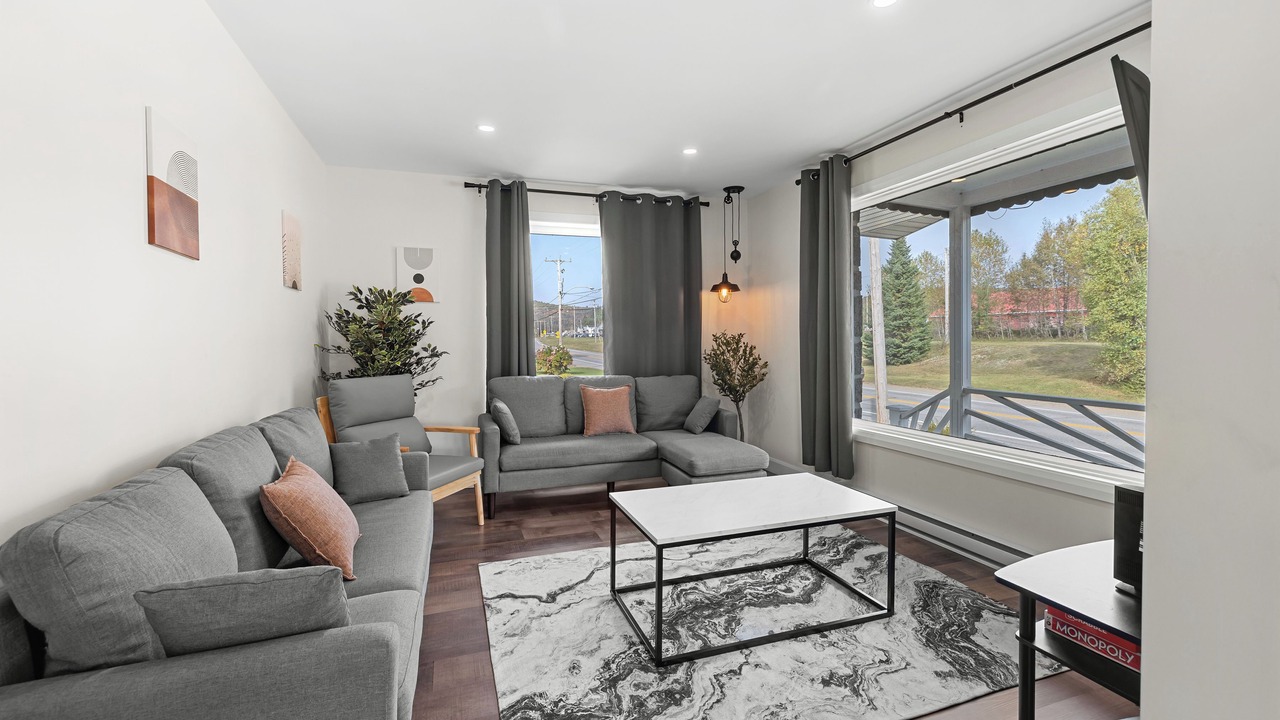 Photo of Livingroom in Riviere-a-Pierre
