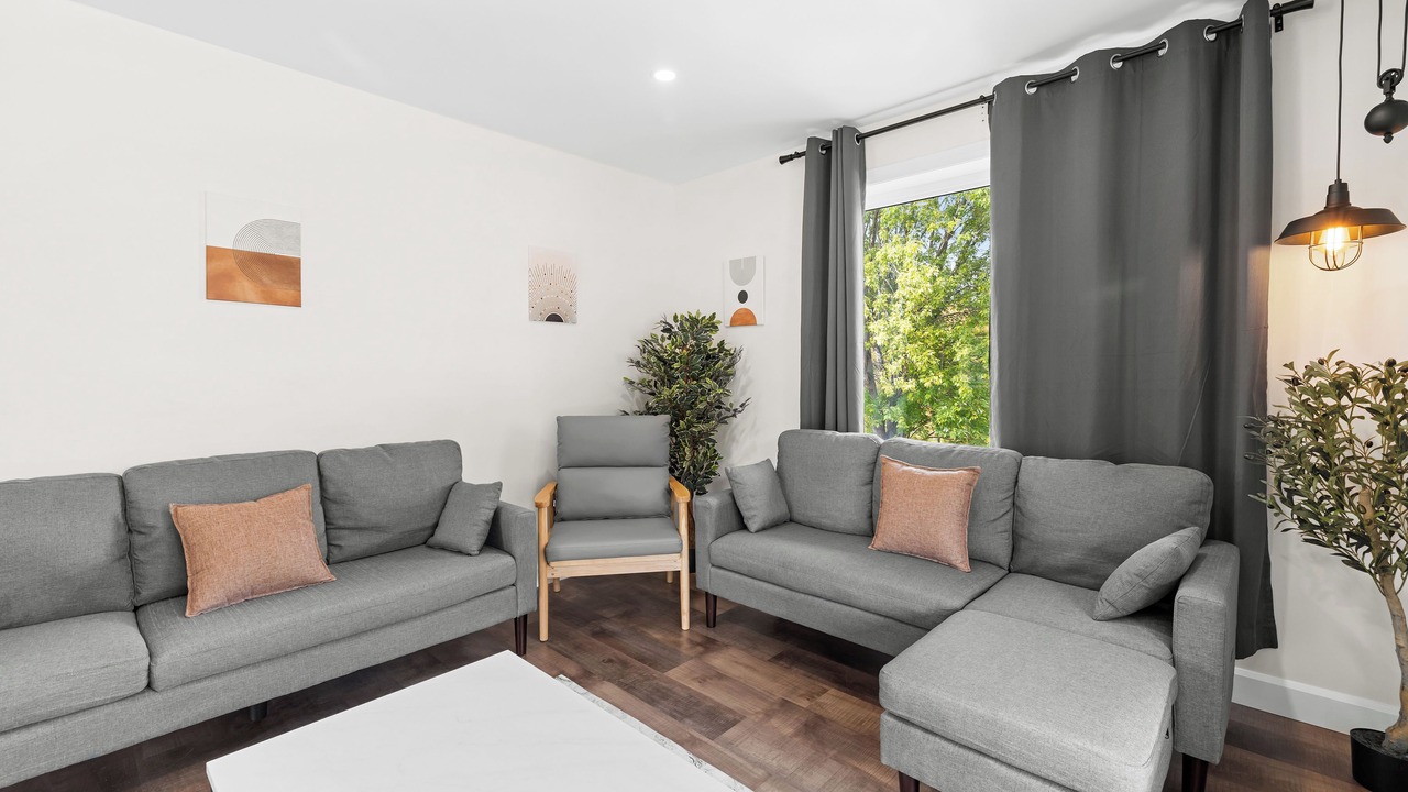 Photo of Livingroom in Riviere-a-Pierre