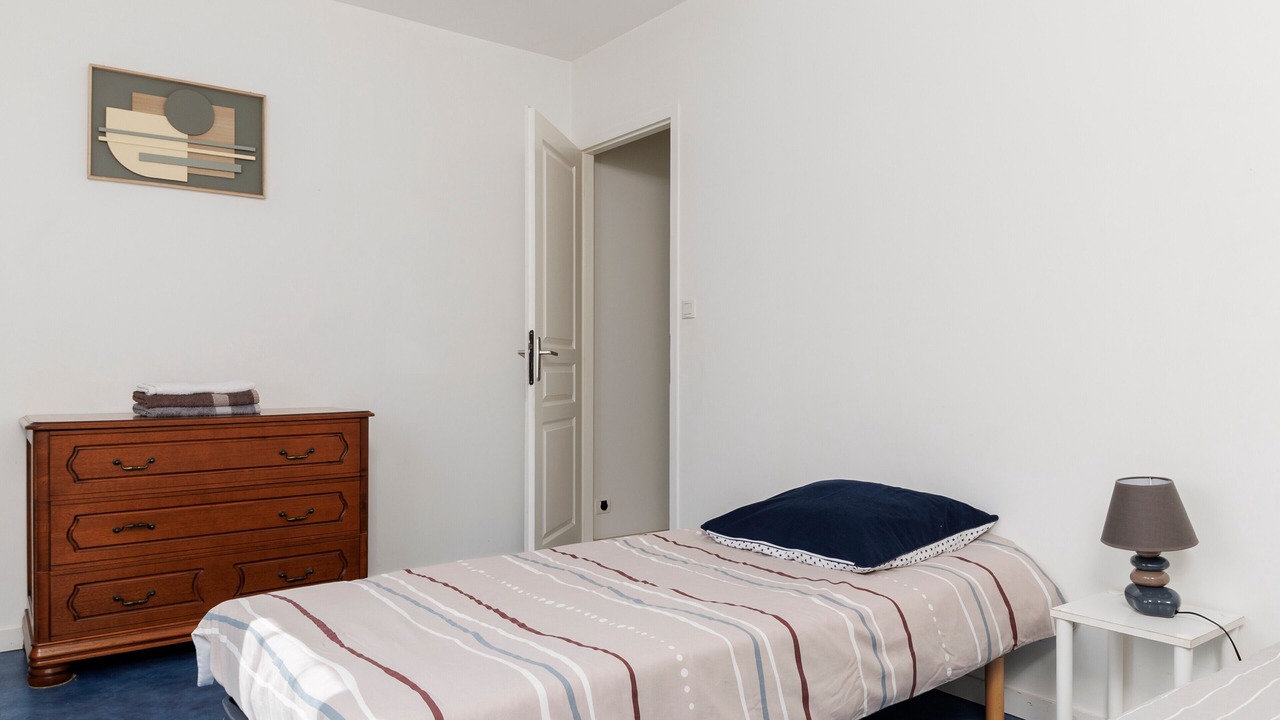 Photo of Bedroom in Libourne