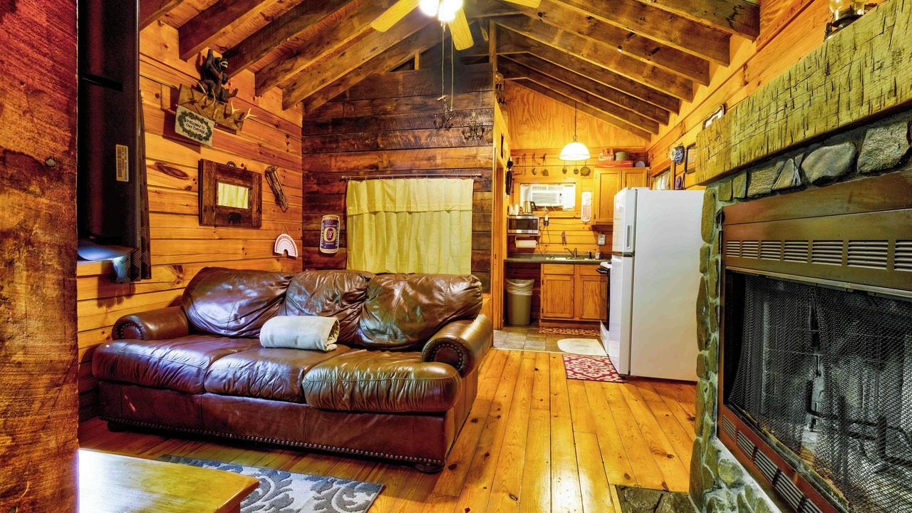 Photo of Livingroom in Cherokee