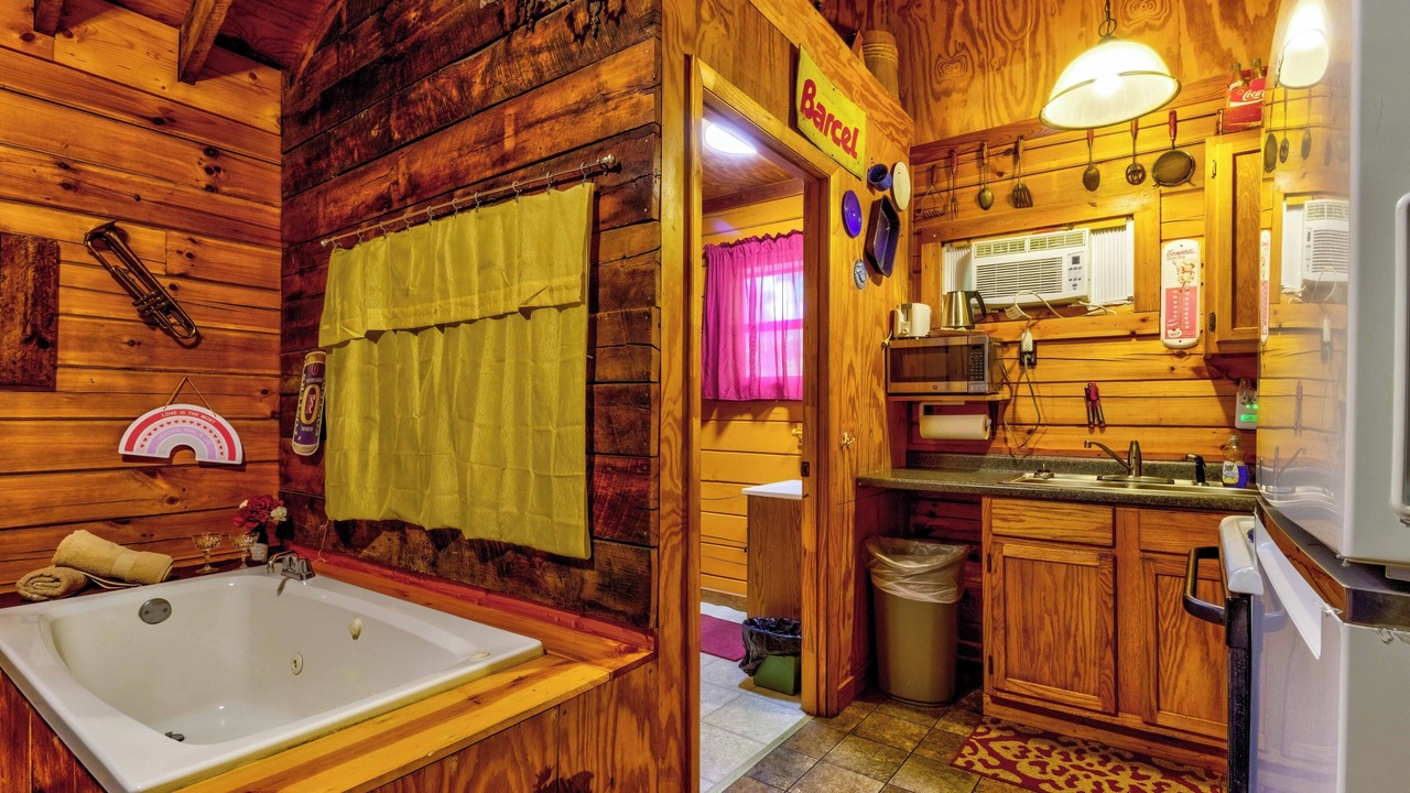 Photo of Kitchen in Cherokee