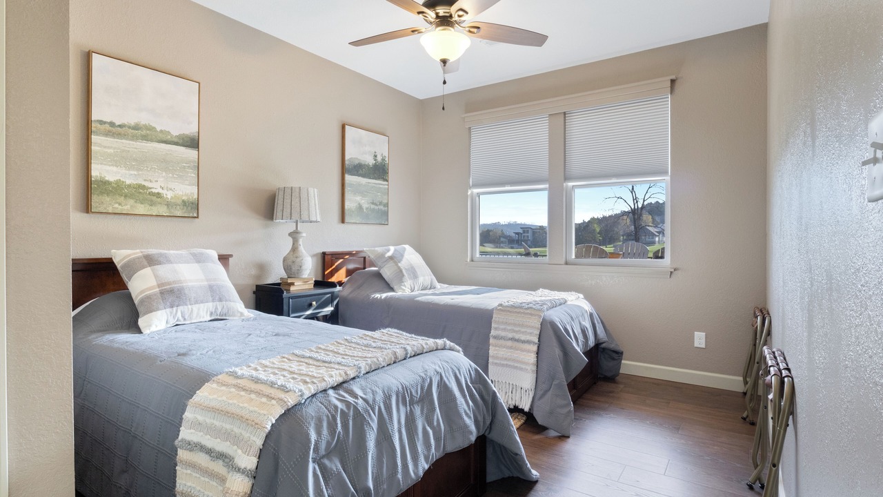 Photo of Bedroom in Camdenton