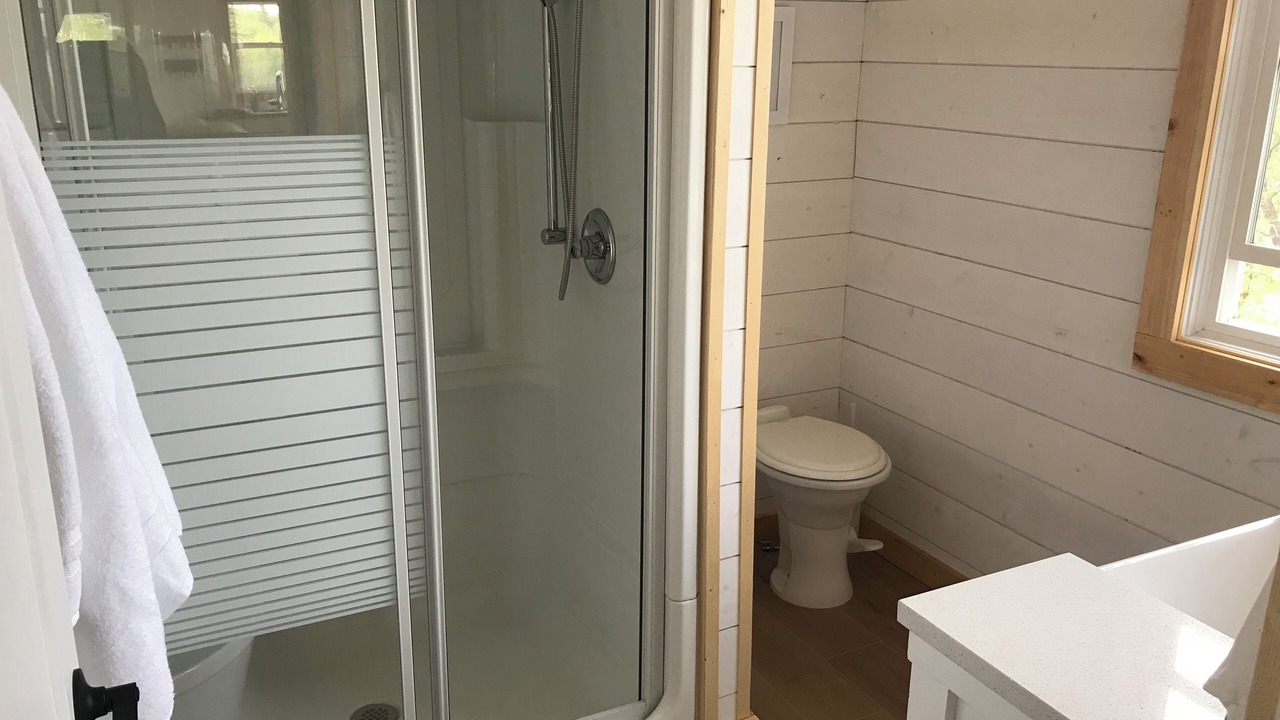 Photo of Bathroom in Falcon Lake