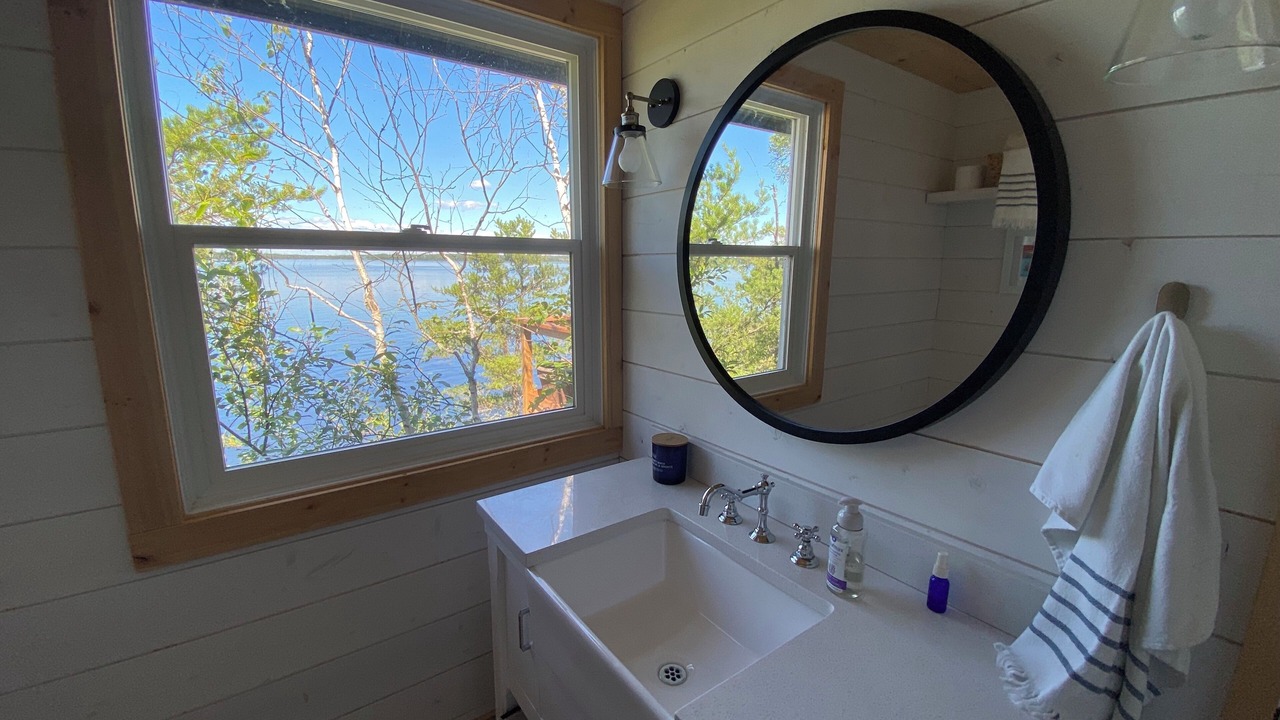 Photo of Bathroom in Falcon Lake