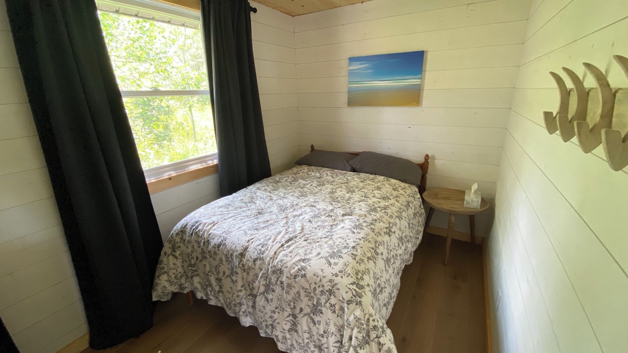 Photo of Bedroom in Falcon Lake