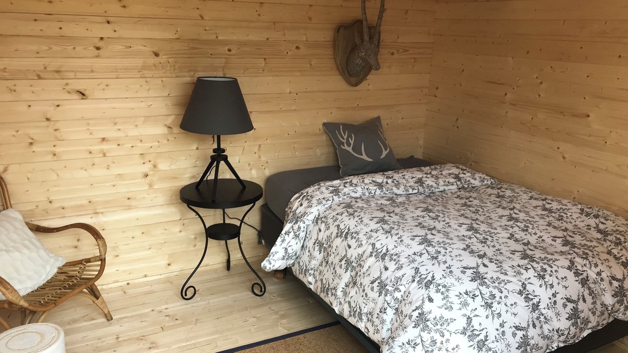 Photo of Bedroom in Falcon Lake