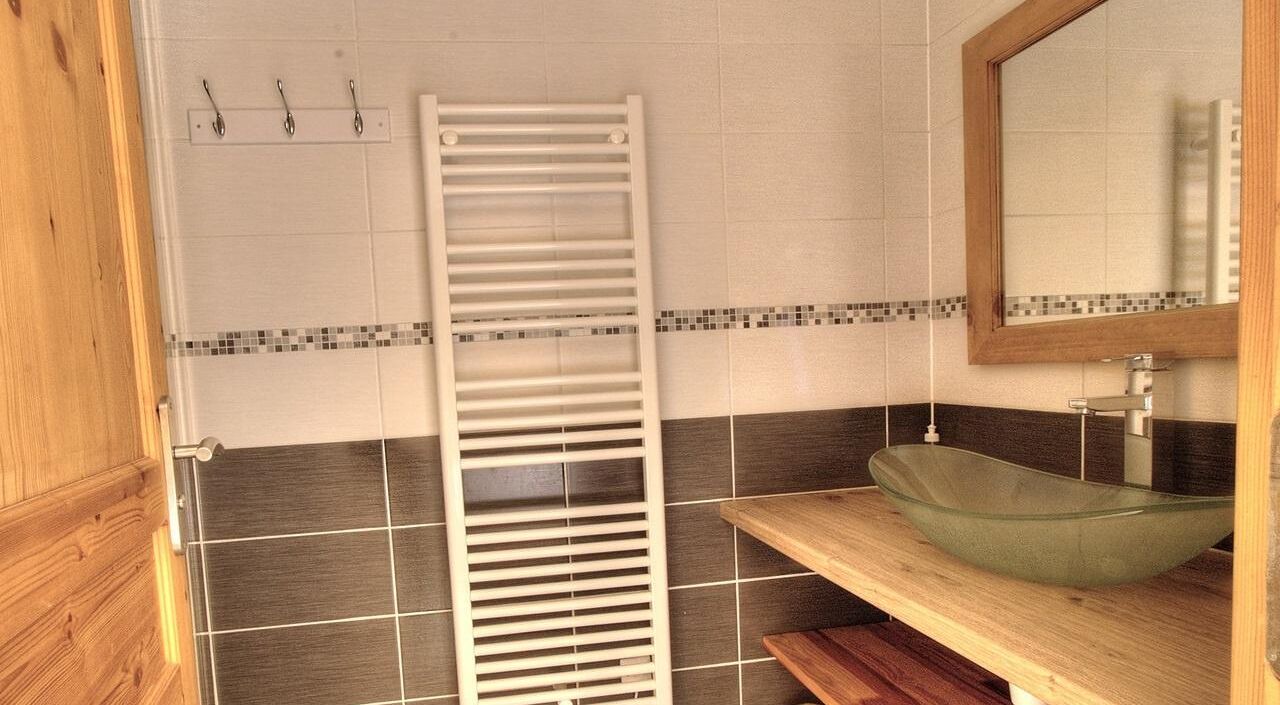 Photo of Bathroom in Fleurie