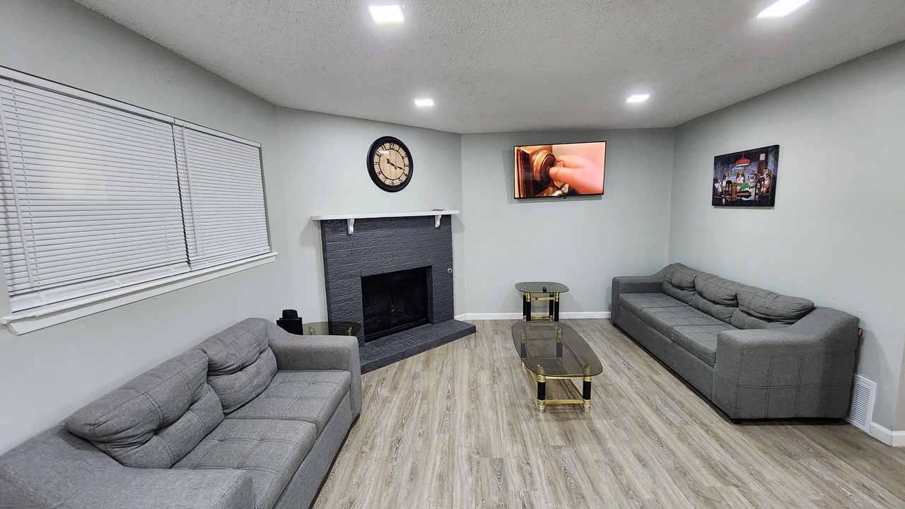Photo of Livingroom in Biggs Field