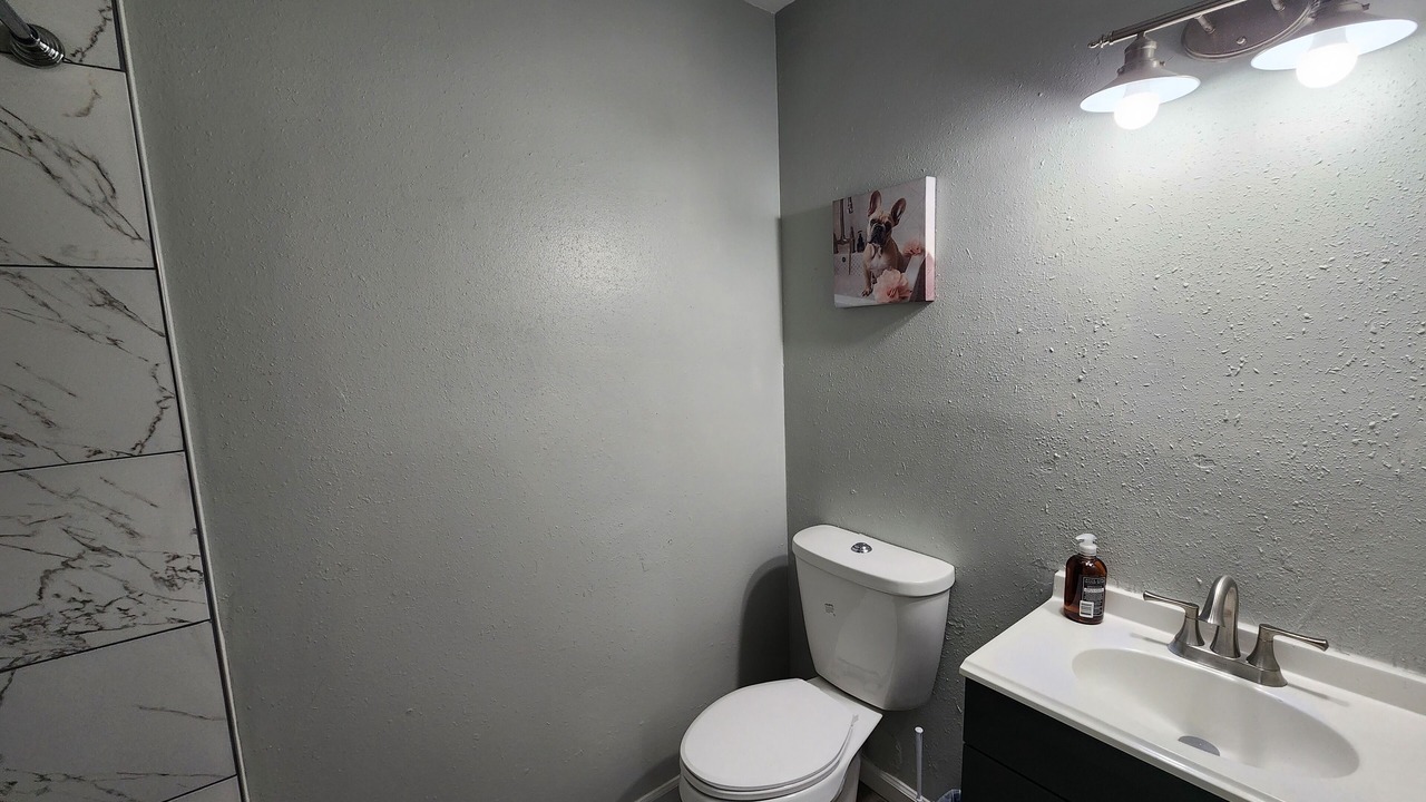 Photo of Bathroom in Biggs Field