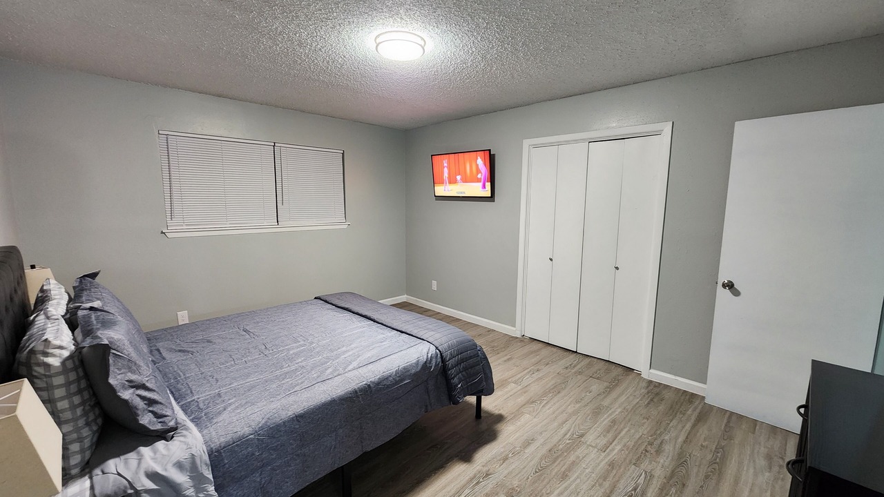 Photo of Bedroom in Biggs Field