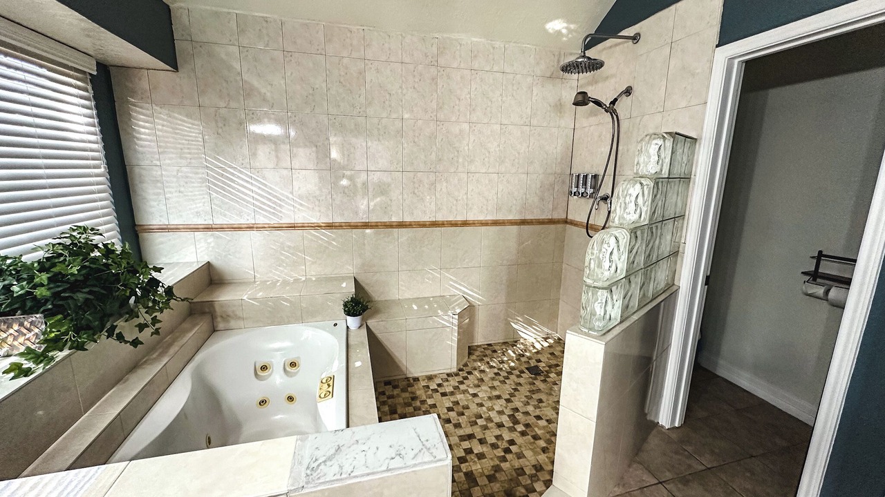 Photo of Bathroom in Atascocita