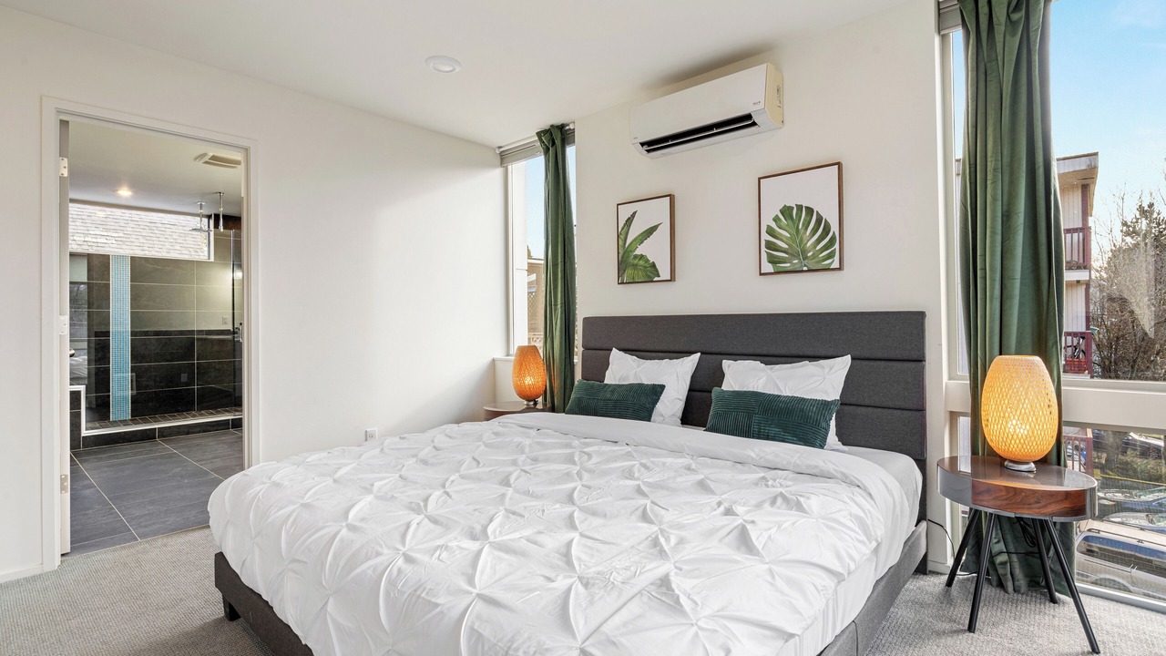 Photo of Bedroom in Central District