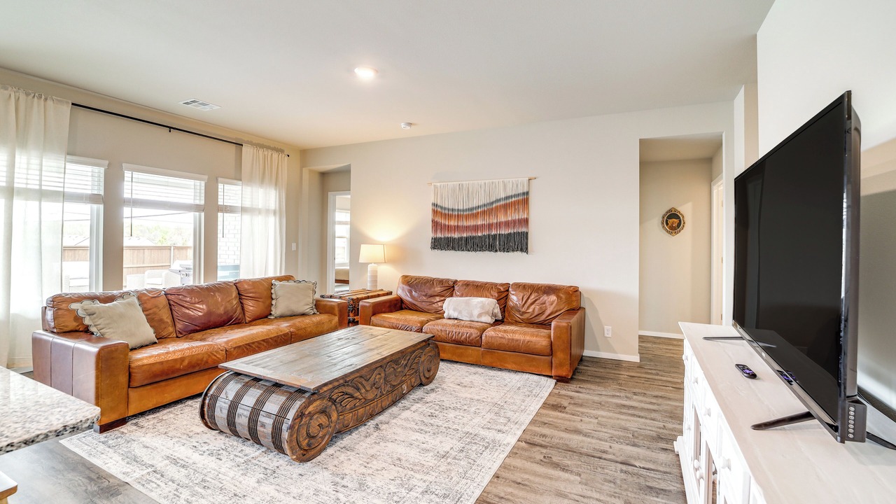 Photo of Livingroom in Broken Arrow