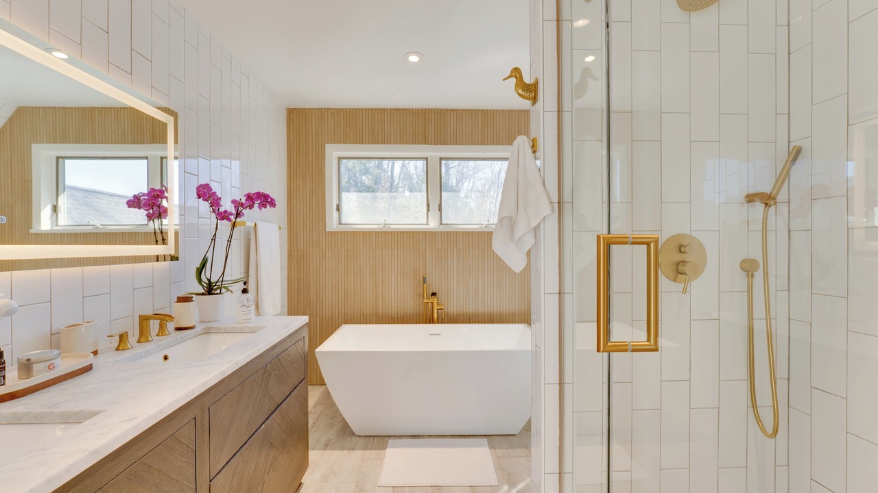 Photo of Bathroom in Lake Carmel