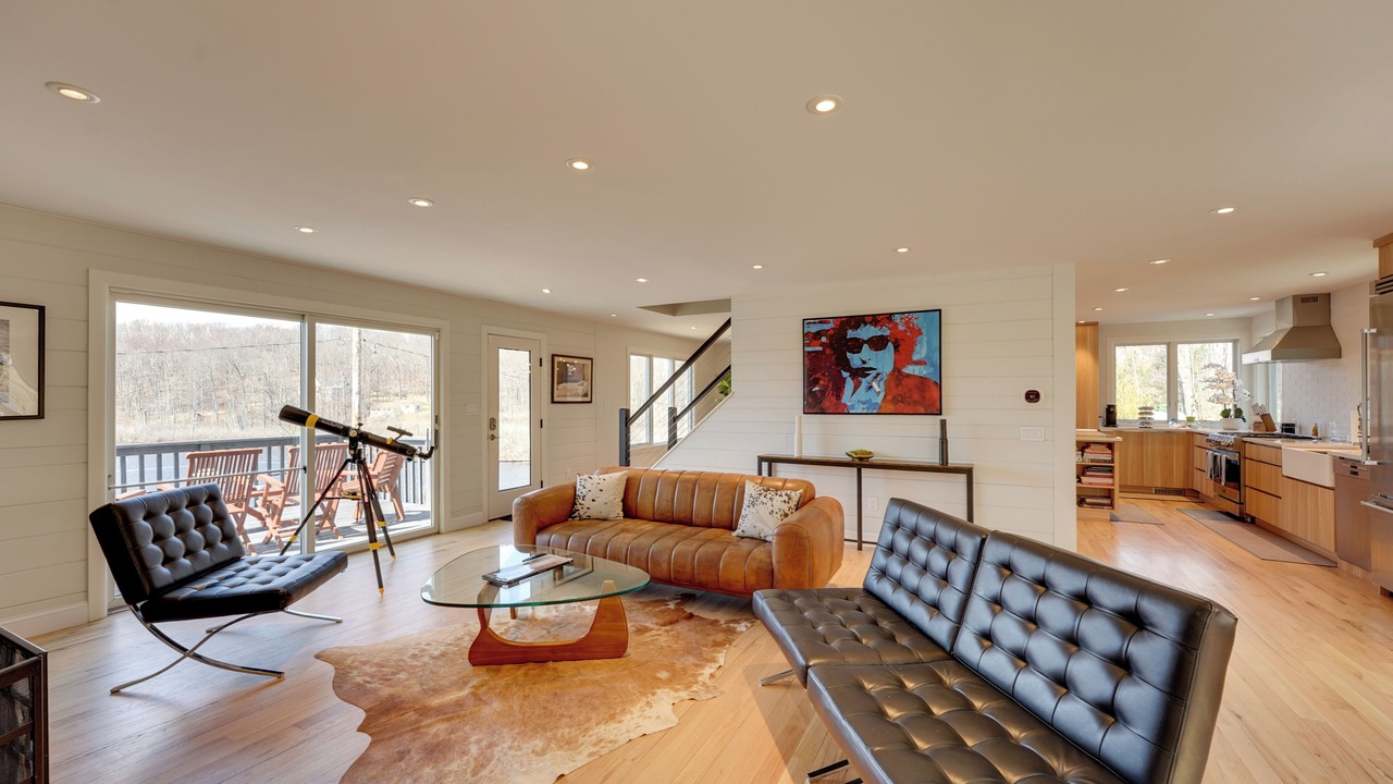 Photo of Livingroom in Lake Carmel