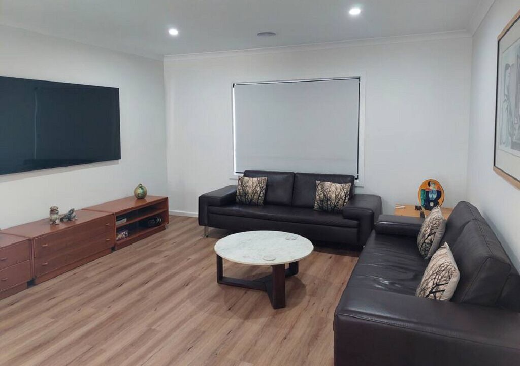 Photo of Livingroom in Yarrawonga