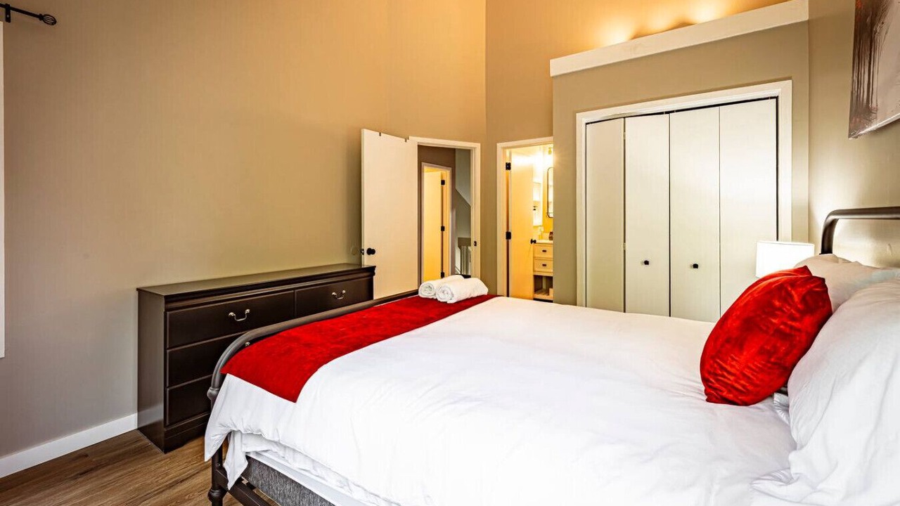 Photo of Bedroom in East Stroudsburg