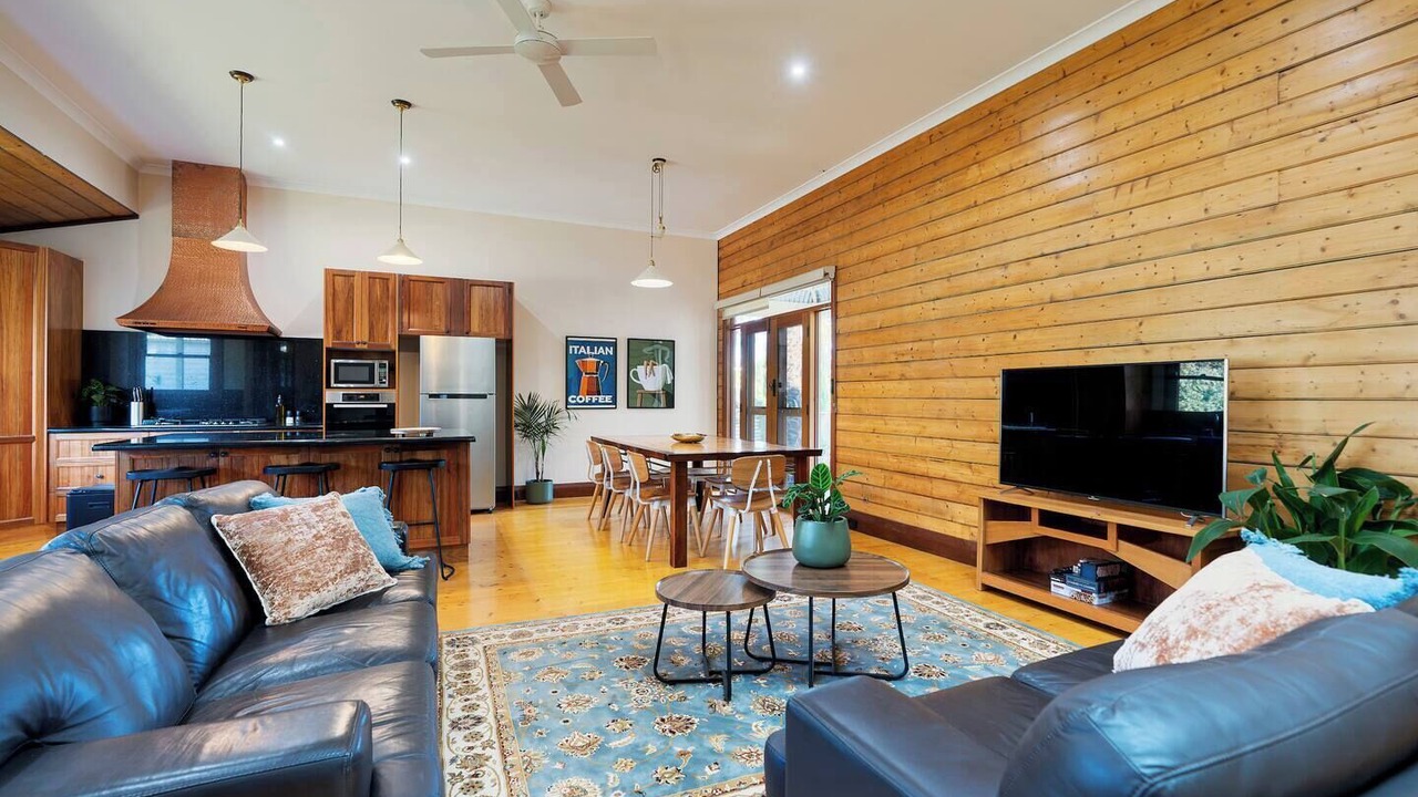 Photo of Others in Castlemaine