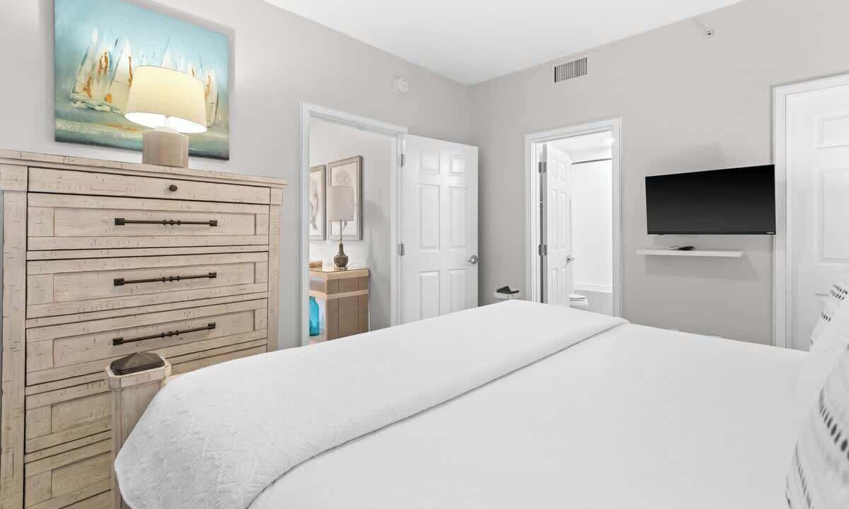 Photo of Bedroom in Miramar