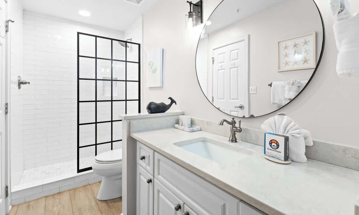 Photo of Bathroom in Miramar