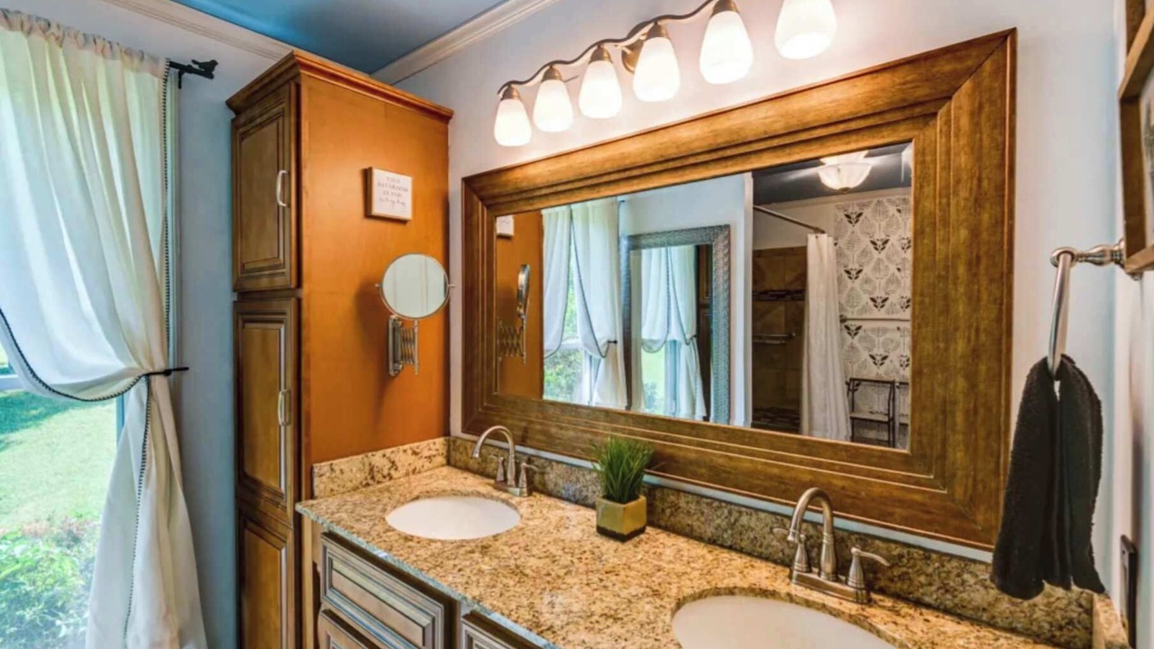 Photo of Bathroom in Whites Creek