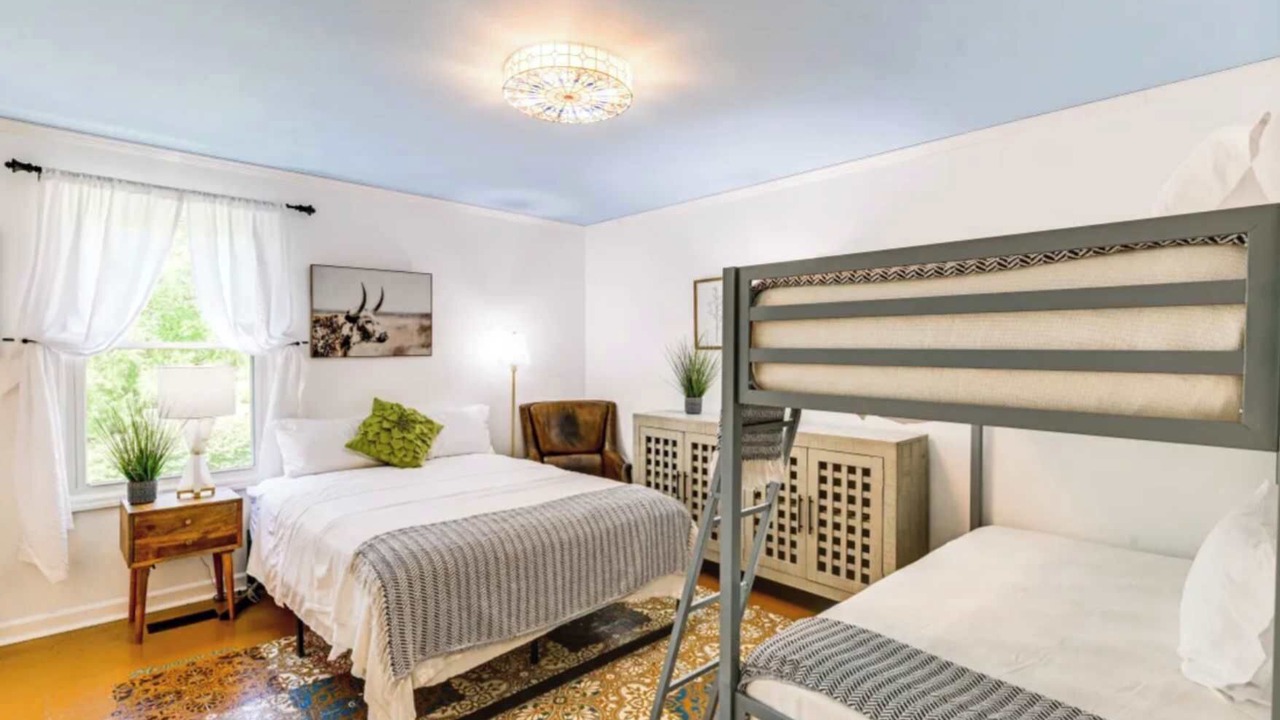 Photo of Bedroom in Whites Creek