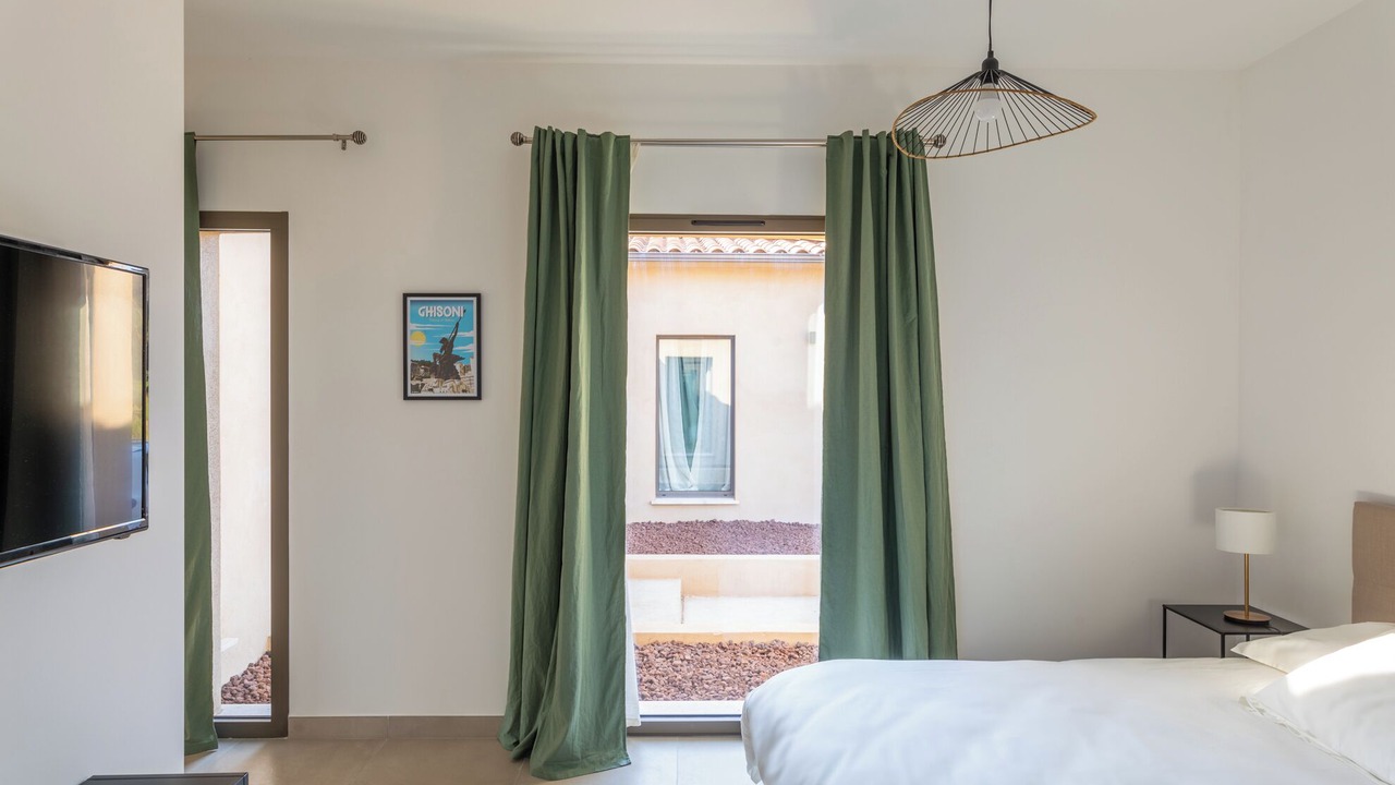 Photo of Bedroom in Ghisonaccia